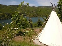 Morangies (Villefort): Camping am See 1